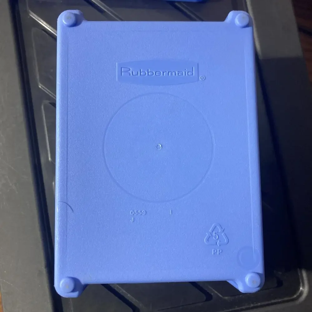 Rubbermaid Keepers Lot Blue 4x5.5x3” Black 8x12.5x6.5” Vintage 90s With Clasps